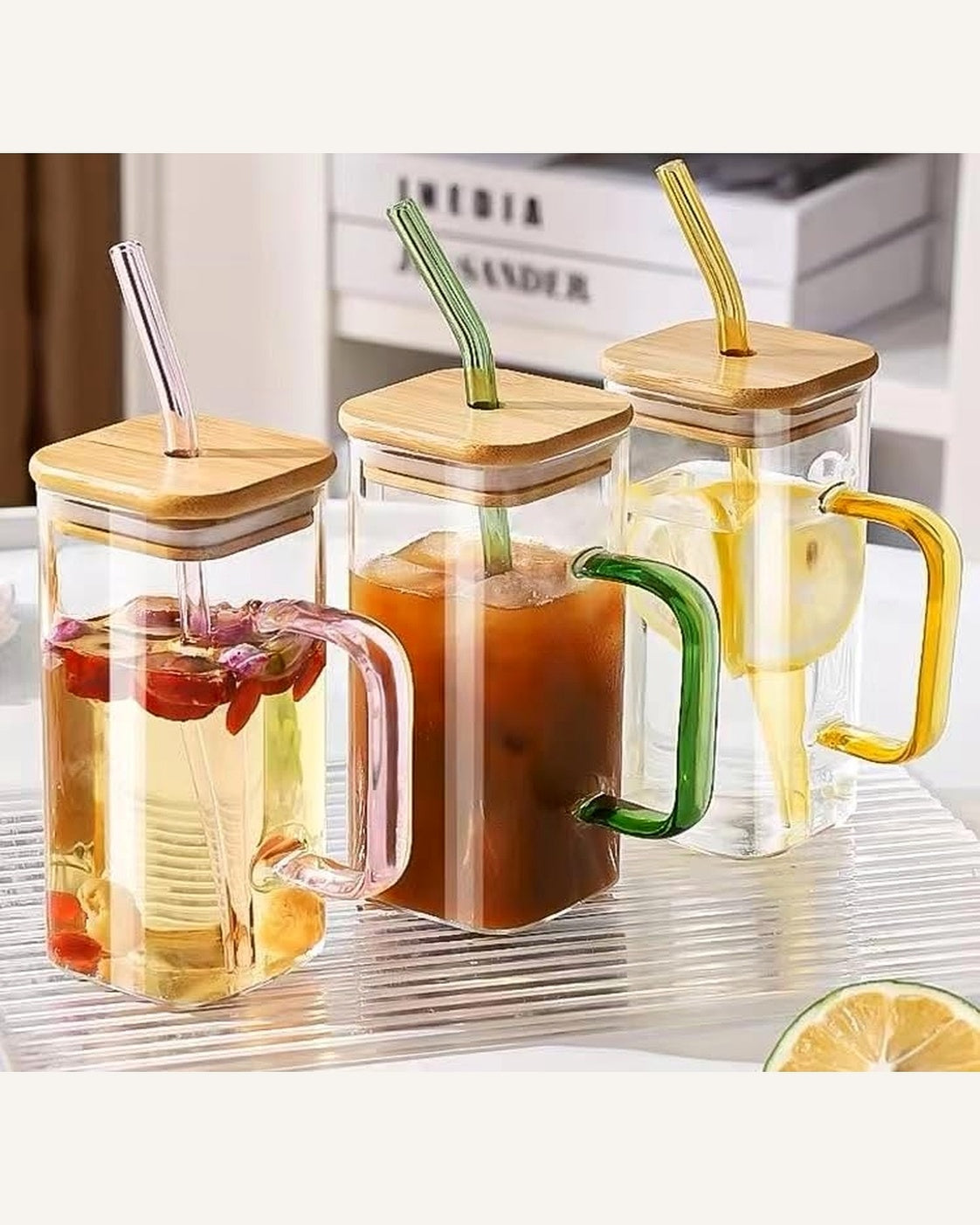 Square Glass Cup with Lid & Straw – 400ml